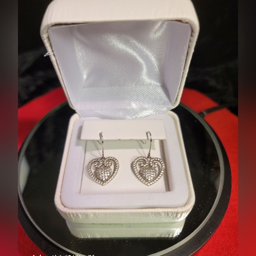 0502. NWOTs ~ Diamonds💫 All Around Hearts ~ So Sparkly✨️💖 Set In 925 Sterling~